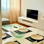 Luxe 1 شقة تيرانا