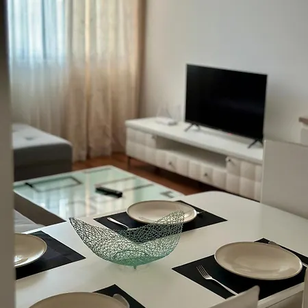 Modern&Cozy Apartment In Tirana * Tirana