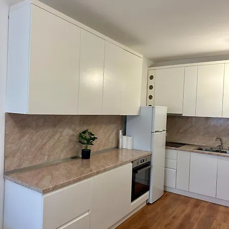 Modern&Cozy Apartment In Tirana Apartment *