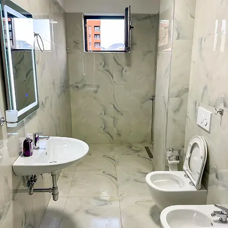 Luxe 1 *